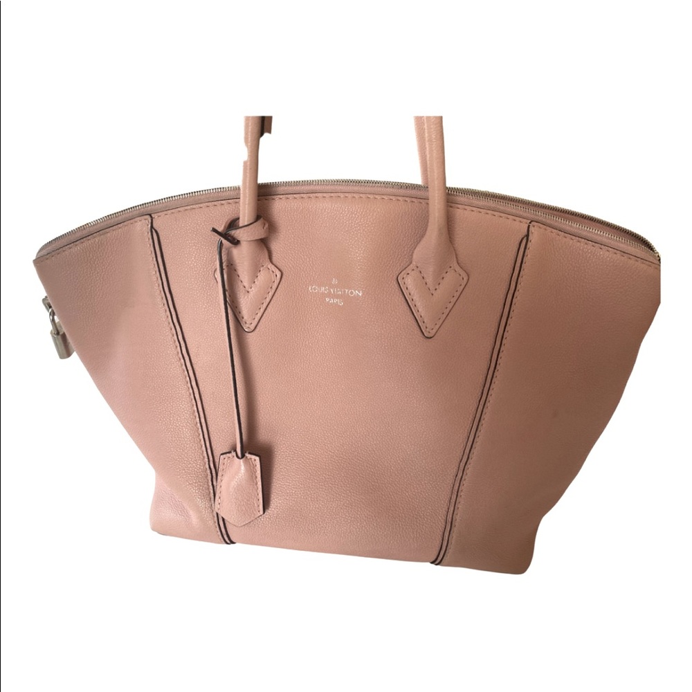 Louis Vuitton MM Lockit Magnolia